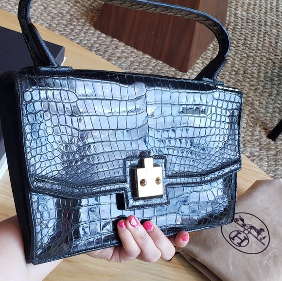 HERMES Paris | Vintage Crocodile Hand Bag - Picture 6 of 8